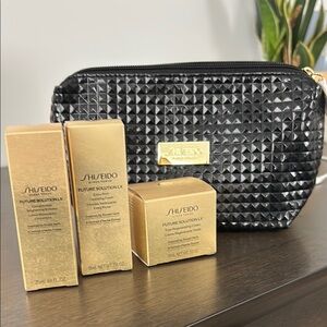 Shiseido Skincare Set (travel size) with Black Cosmetic Bag